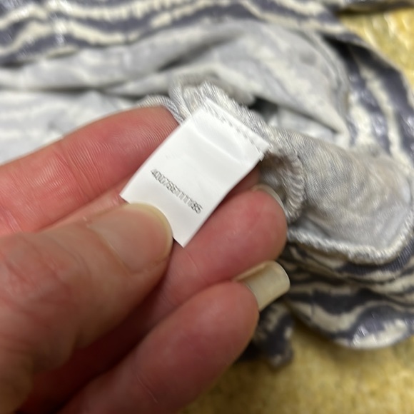 BNWOT Juicy Couture dressy shirt. - Picture 10 of 12